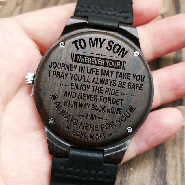 Maman à fils - Où que vous | Montre en bois gravée
